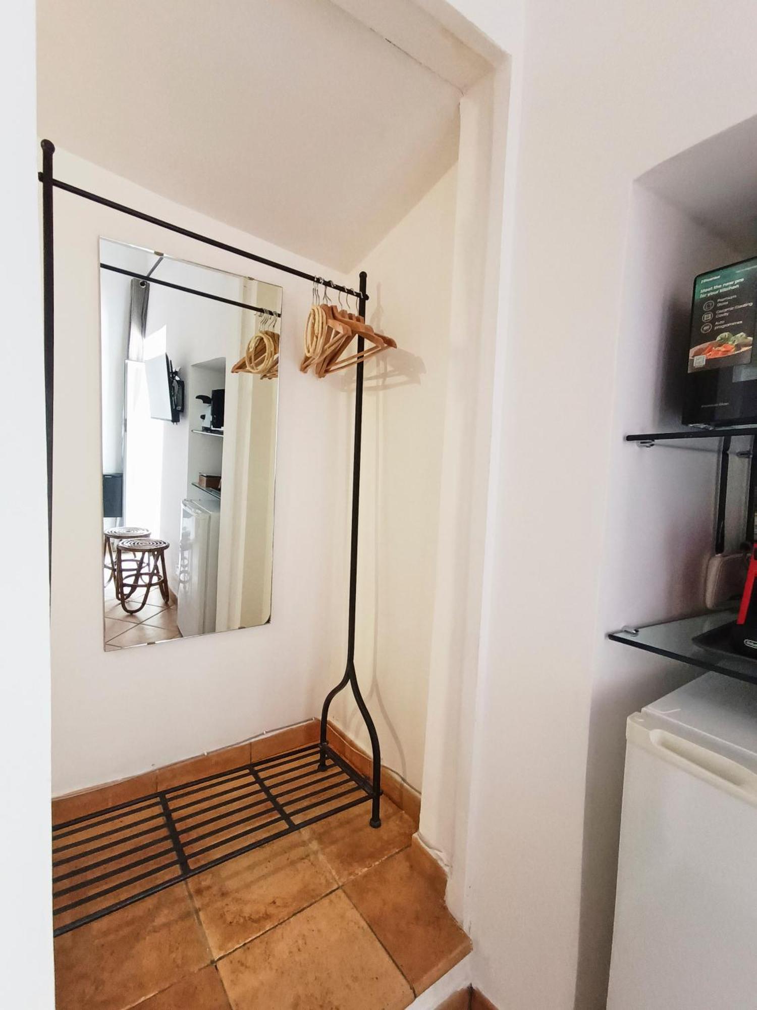 Mini Studio Con Balcone A Piazza Del Popolo โรม ภายนอก รูปภาพ
