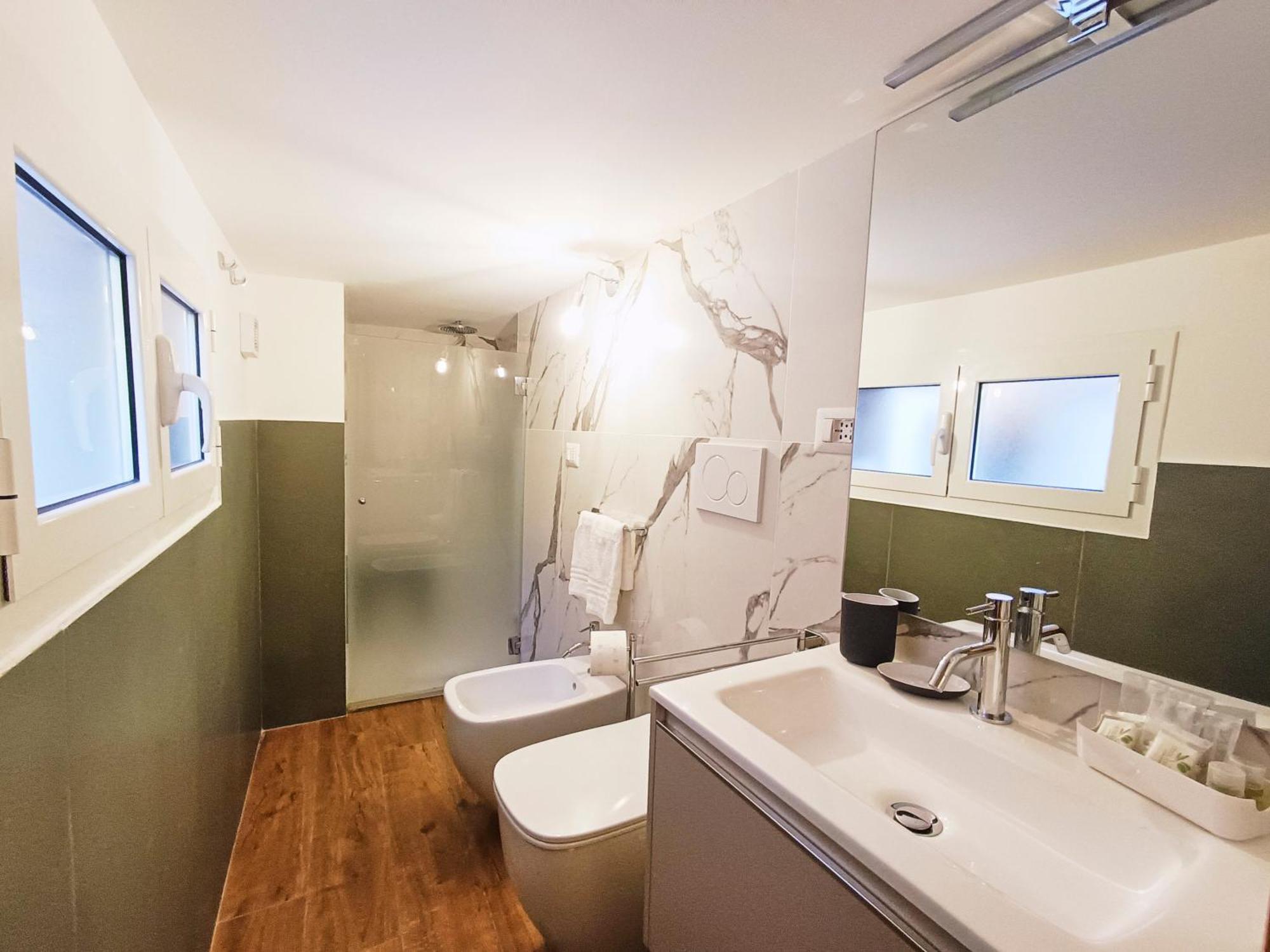 Mini Studio Con Balcone A Piazza Del Popolo โรม ภายนอก รูปภาพ