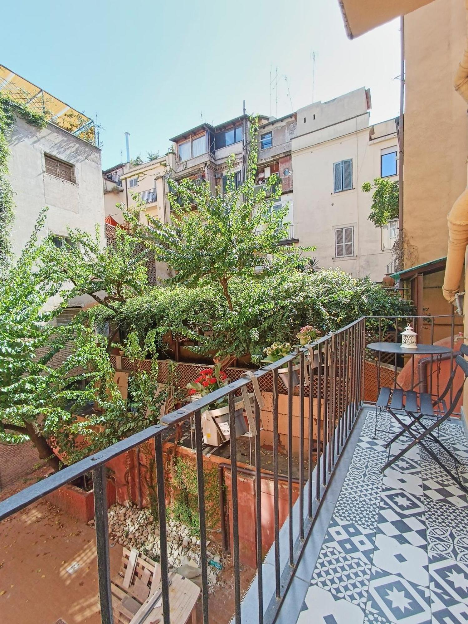 Mini Studio Con Balcone A Piazza Del Popolo โรม ภายนอก รูปภาพ